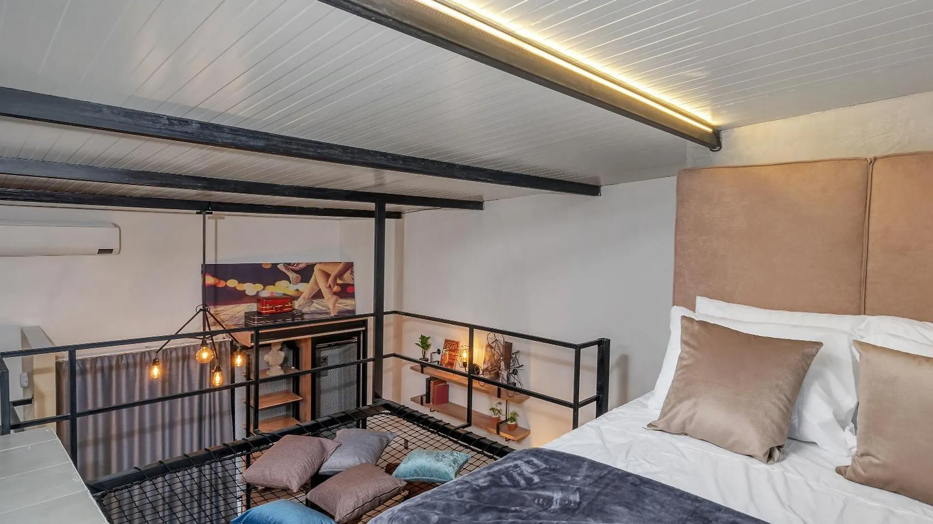 Apartamentos La Joaquina By Housy Host メデジン