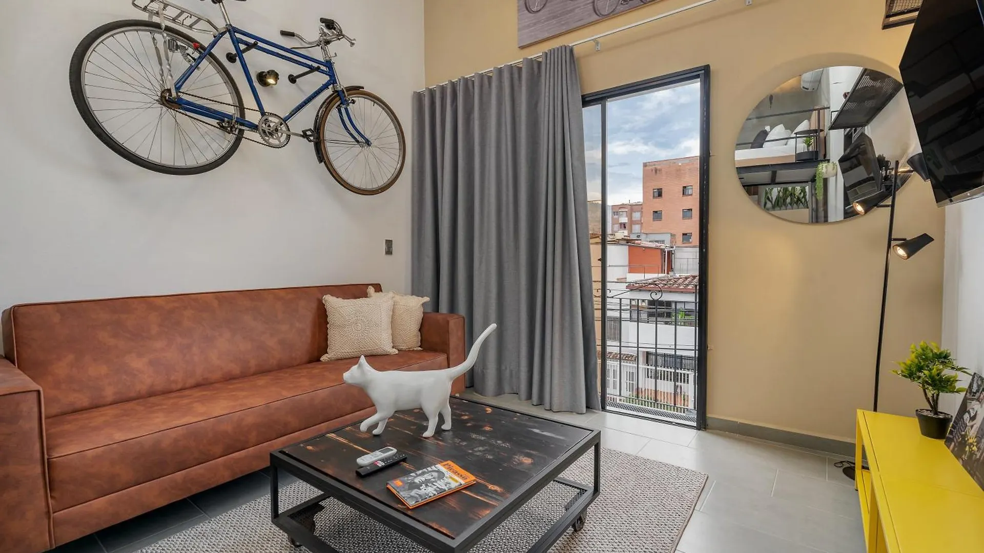 Апартаменты Apartamentos La Joaquina By Housy Host Медельин